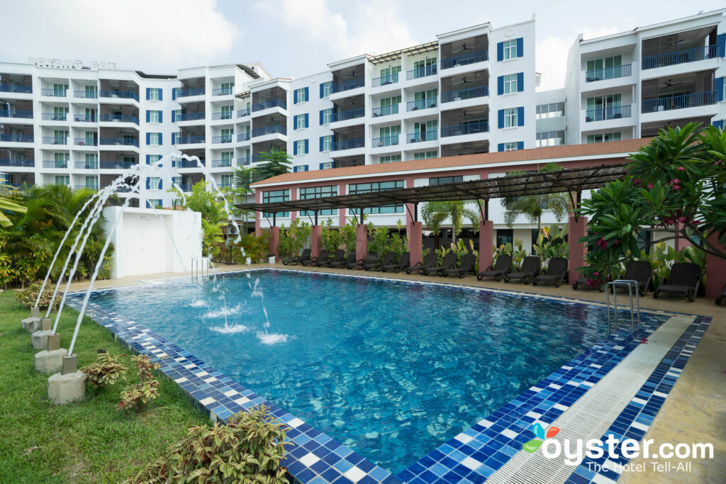 Dayang Bay Serviced Apartment Resort