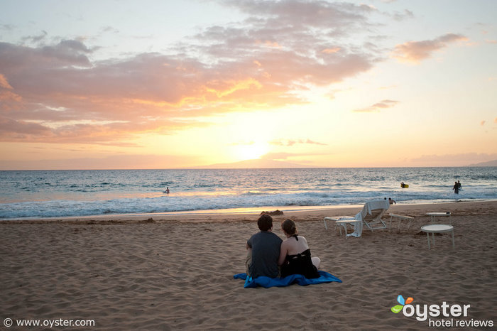 Praia no Fairmont Kea Lani, um dos melhores hotéis de casamento do destino em Maui