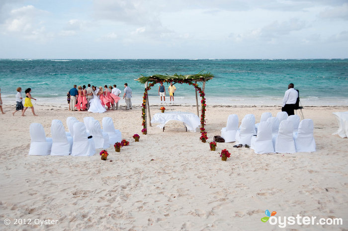 After the wedding comes the best part: the honeymoon! Here's a wedding we snapped in the D.R.