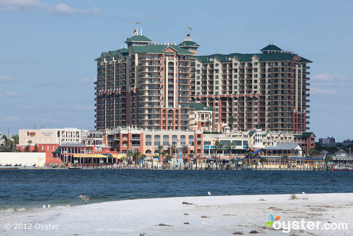 Con 269 habitaciones, el Emerald Grande tiene mucho espacio para todos sus invitados.