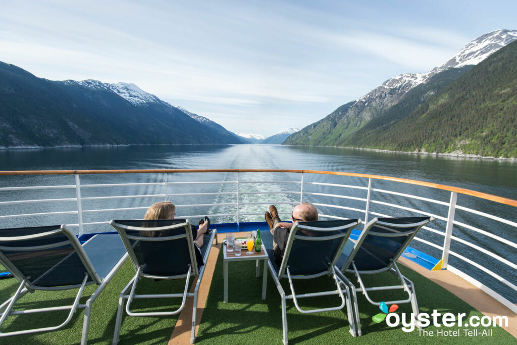 Terrasse avec piscine sur Ruby Princess / Oyster