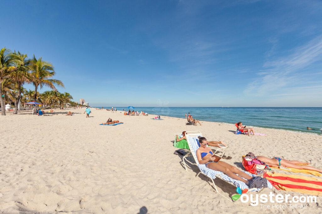Praia no Sonesta Fort Lauderdale / Oyster