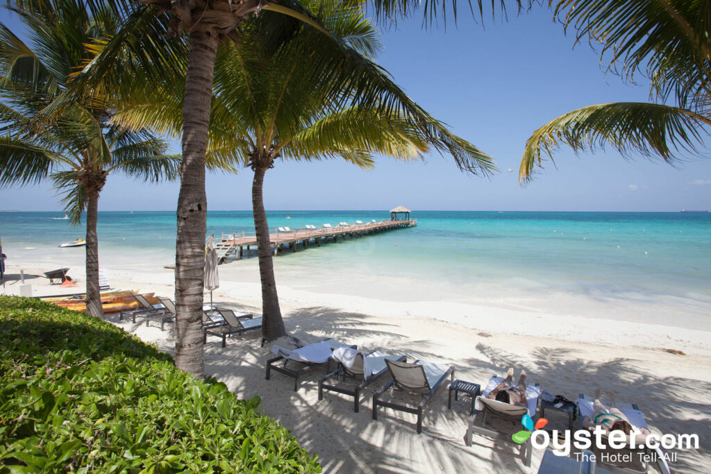 Strand im Blue Diamond Luxury Boutique Hotel in Playa del Carmen / Oyster