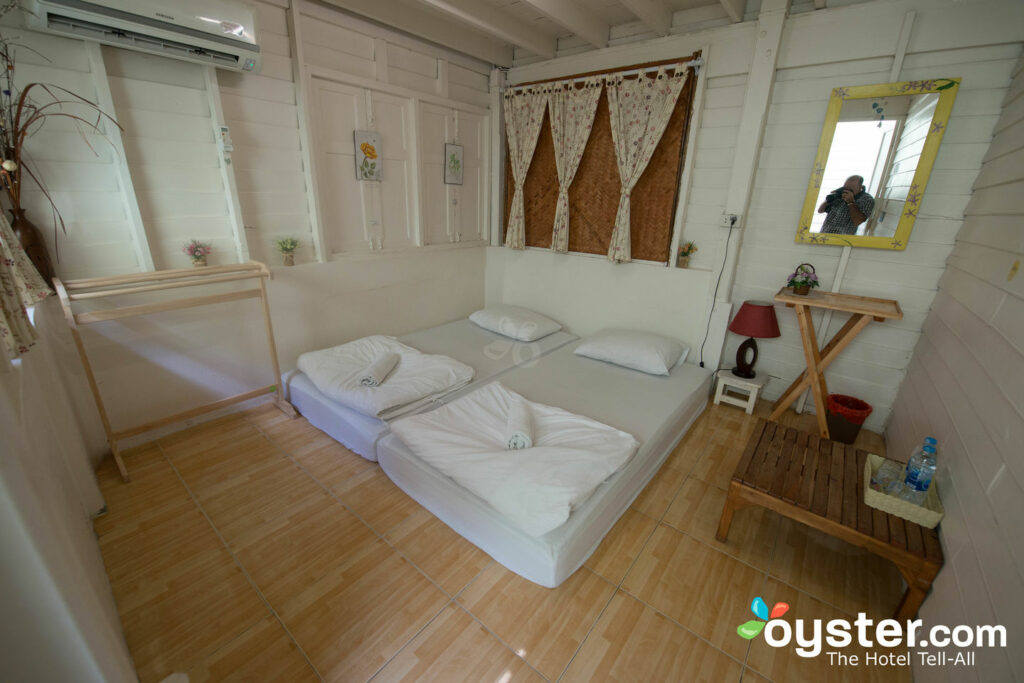 A sala Double AirCon no Khaosan Baan Thai