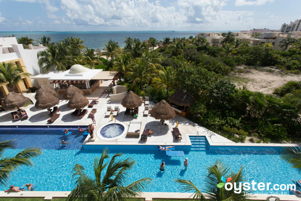 Der Excellence Club Junior Suite mit Meerblick am Excellence Playa Mujeres