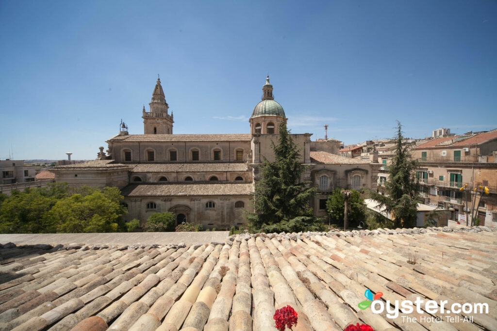 Pas aussi touristique que des destinations comme Rome et Florence, la Sicile a une belle architecture et une histoire riche.