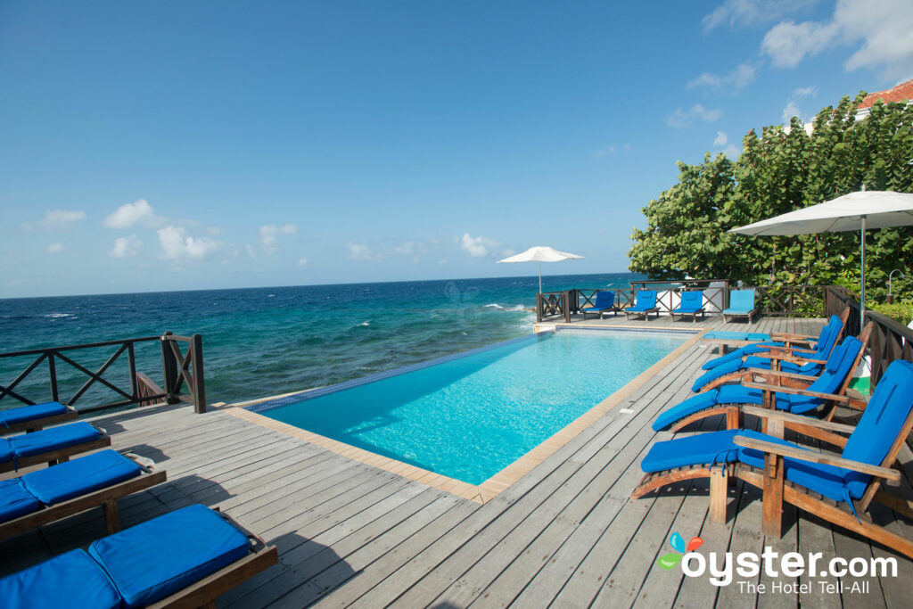 Oceanfront Pool presso The Scuba Lodge & Suites, Curacao / Oyster