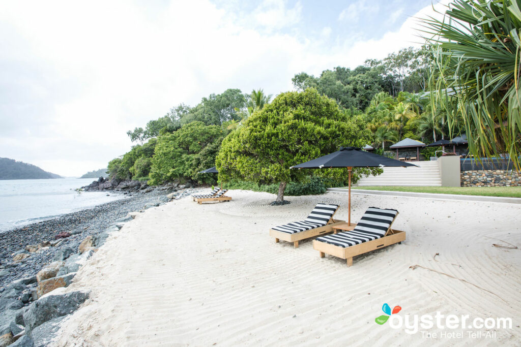 La plage romantique de l'Australie Qualia Resort