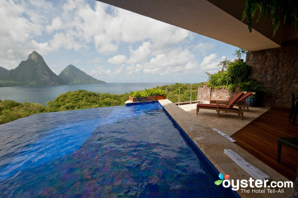 Vista do quarto no Jade Mountain Resort