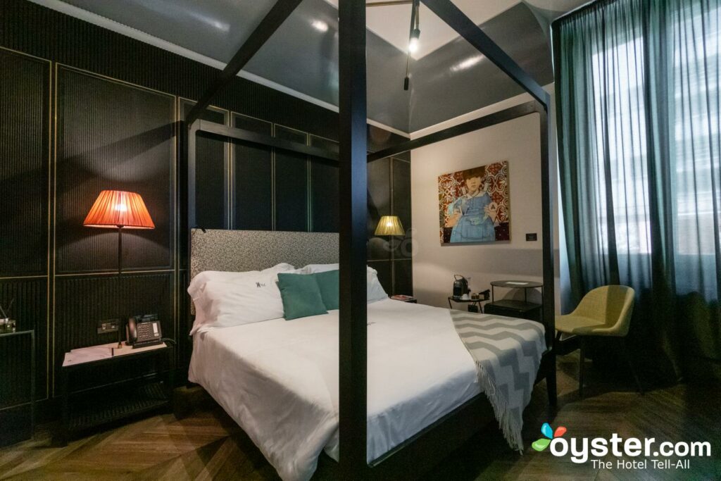 O Quarto Standard no The H'All Tailor Suite / Oyster