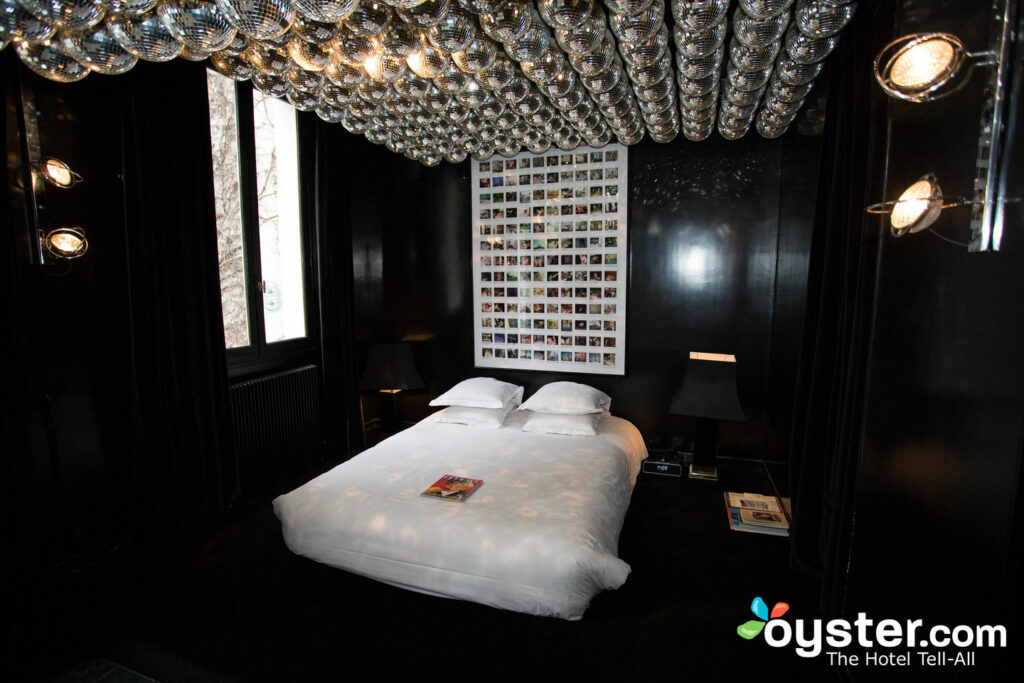 Superieure room with disco balls at the Hotel Amour