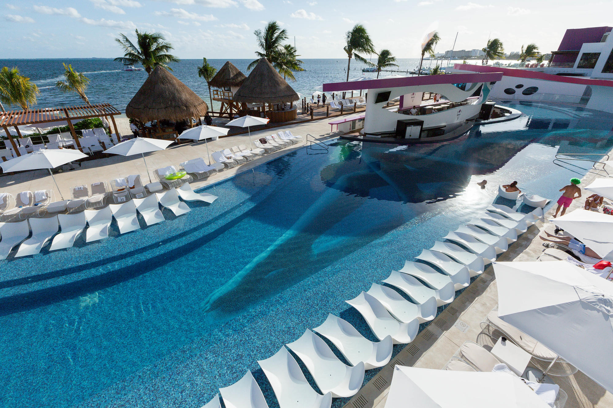 Desnudo Resorts Caribbean