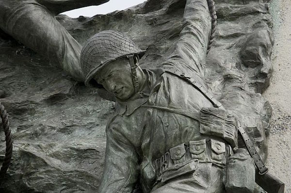 Bronze statue detailing at the National D-Day Memorial (Photo Courtesy Of: Wikimedia Commons)