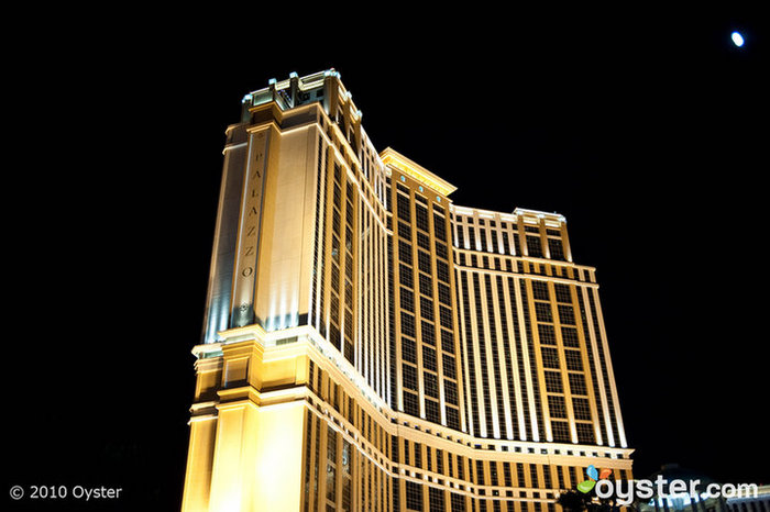 The five-pearl Palazzo Resort in Las Vegas, with whopping 3,000 rooms, is one of the world's best megaresorts.