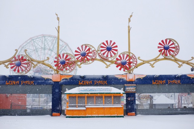 Coney Island, Nova York; Filmado na Fuji X100T