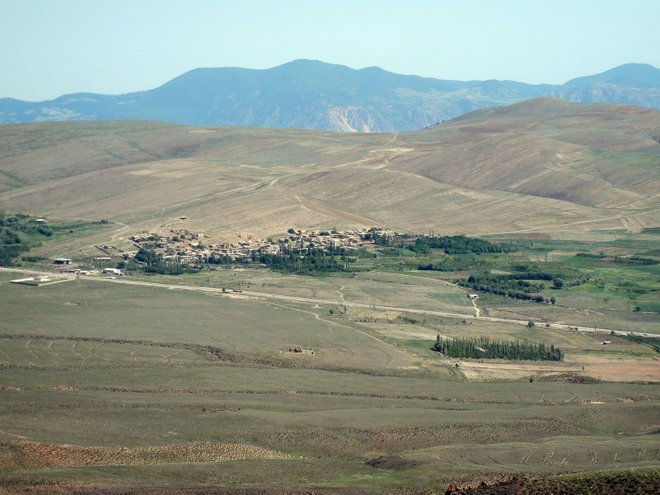 Iran nord-orientale, vicino al confine con il Turkmenistan; Foto di Cynthia DeKay