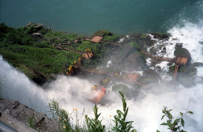 Image de Cave of the Winds avec l'aimable autorisation de Joe Shlabotnick via Flickr