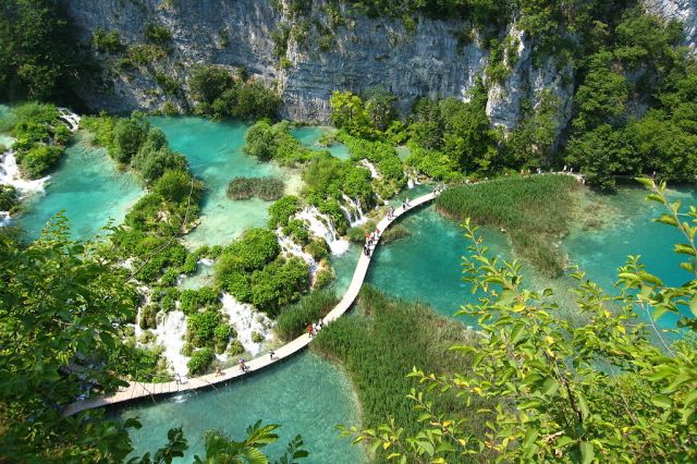 Parque Nacional de los Lagos de Plitvice cortesía de 29cm / Wikimedia Commons