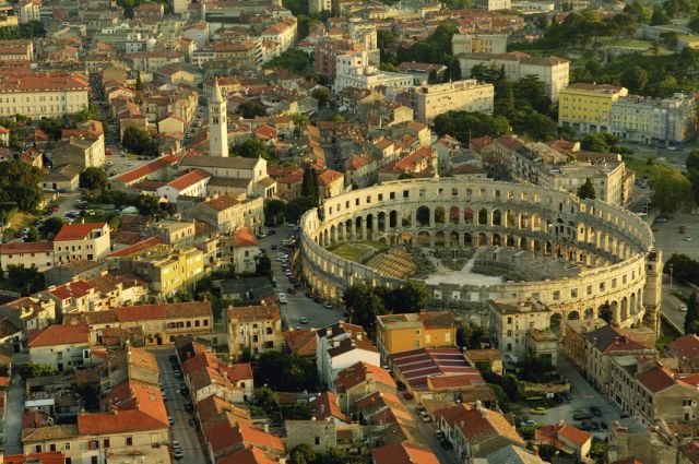 Das römische Amphitheater in Pula. Mit freundlicher Genehmigung des Kroatischen Fremdenverkehrsbüros