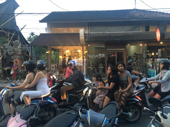 Packed roads in Bali; Image courtesy of Kyle Valenta