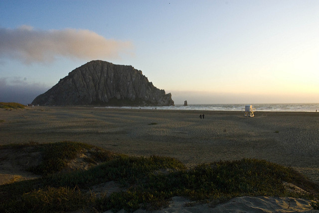 Morro Bay Strand Strand; Chuck Abbe / Flickr