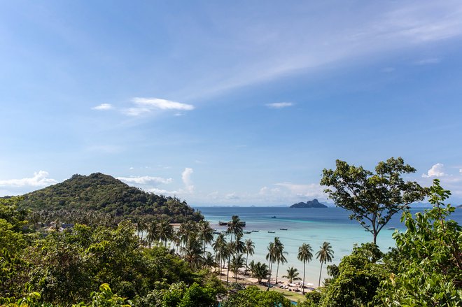 Phi Phi Island Village Resort de Praia / Ostra