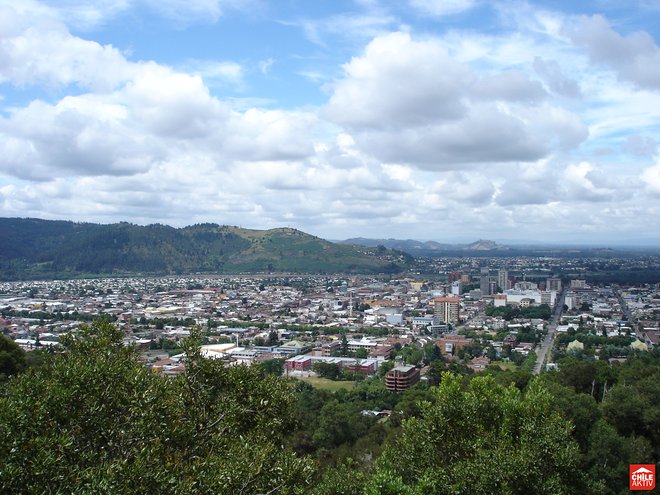 Veduta di Temuco dal ponte di osservazione Cerro Ñielol; chileaktiv / Flickr