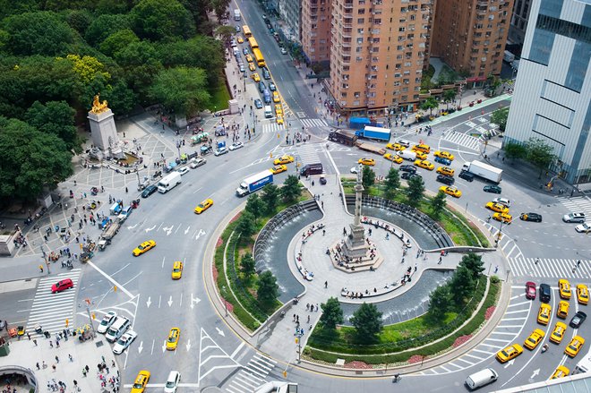 Taxis in Columbus Circle/Oyster