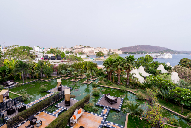 La camera Heritage View con balcone al Leela Palace Udaipur / Oyster