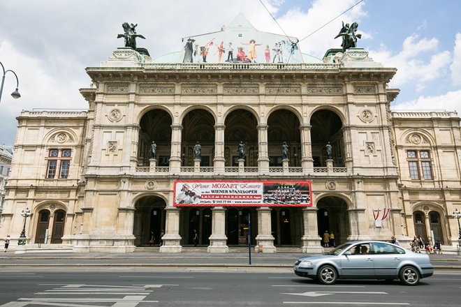 Ópera Estatal de Viena, Viena / Oyster