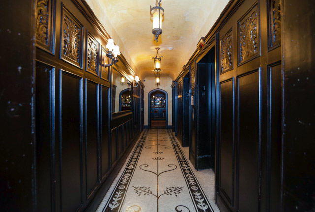 Ascensores en The Bowery Hotel / Oyster