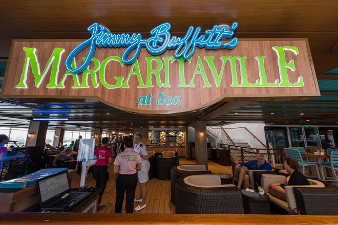 Magaritaville en el mar de Jimmy Buffett en Norwegian Escape / Oyster