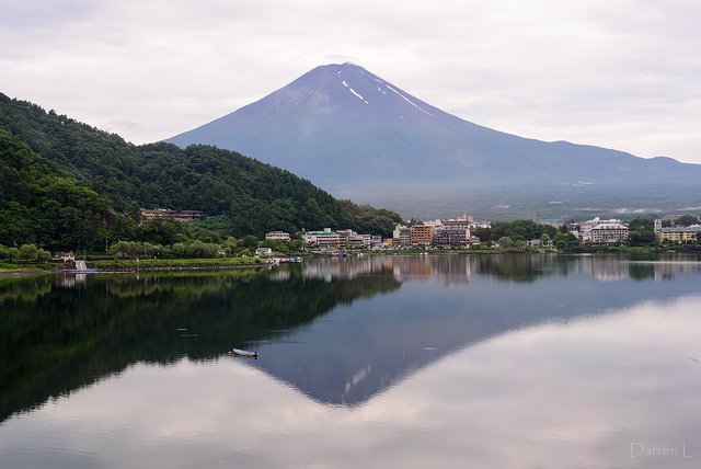 Mount Fuji and its reflection, darrenlmh/Flickr