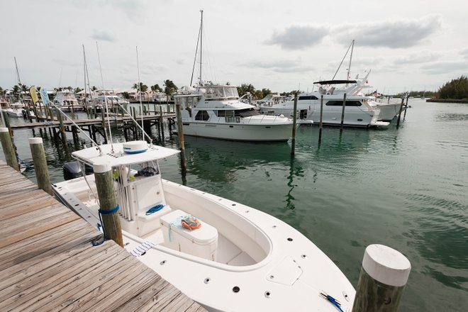 Marina en Treasure Cay Beach, Marina & Golf Resort, Isla de Gran Ábaco / Oyster