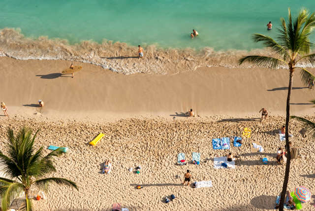 Praia no Outrigger Waikiki Beach Resort / Ostra