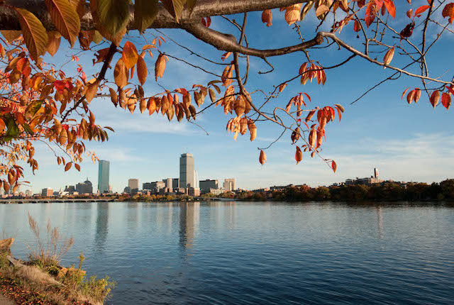 Veduta del fiume Charles, Boston / Oyster