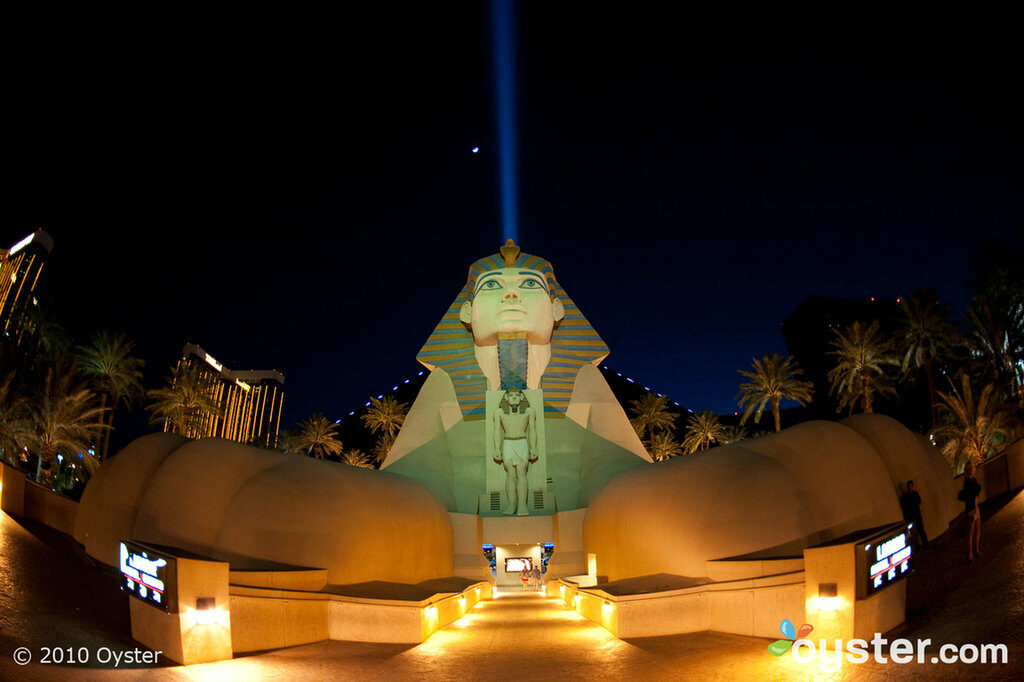 Entrance to the Luxor Hotel and Casino