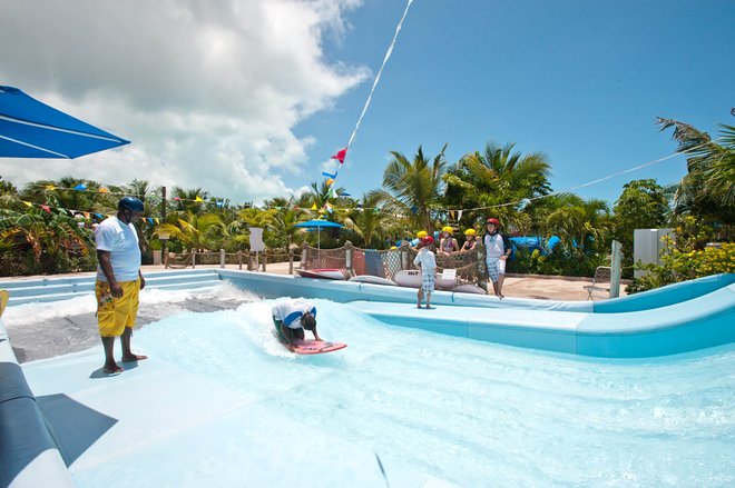 Parque Aquático Pirate Island nas Praias Resorts Turcos e Caicos e Spa / Ostra