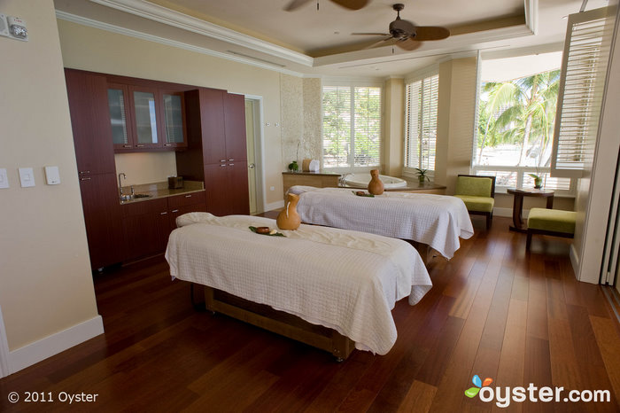 The Moana Surfrider spa offers a scrumptious coffee and vanilla body ritual. Not recommended for the caffeine sensitive.