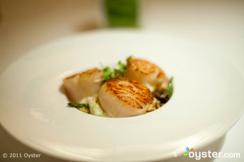 The seared scallops at Canon Ranch are only 305 calories