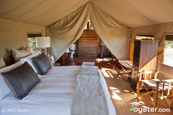 La tenda Safari al campo al di là di Nxabega e Okavango; Botswana