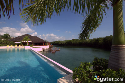 Piscina Infinity per soli adulti al Fairmont Mayakoba; Playa Del Carmen, Messico