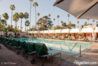 A piscina no Beverly Hills Hotel