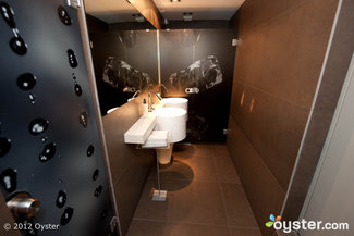 Banheiro público no Hotel Constanza Barcelona