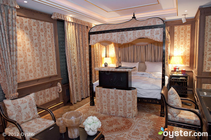 Deluxe Double Room at the Hotel Adlon Kempinski