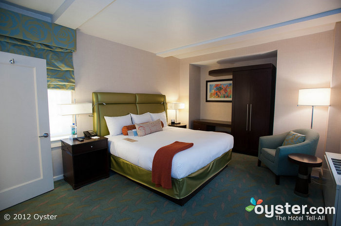 All rooms have bright decor and up-to-date amenities such as flat-screen TVs.