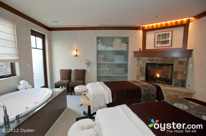 Relax side-by-side with your sweetie at the Four Seasons Vail Resort.