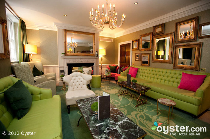 The hotel's PJ Lounge is a posh spot for a drink -- shaken, not stirred.