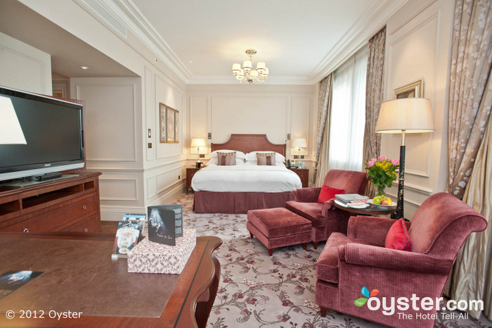 The Infinity Suite is 4.72 times the size of this Grand Junior Suite.