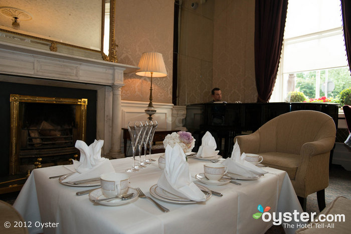 O Lord Mayor Lounge do Shelbourne Dublin é um dos melhores lugares para o chá da tarde na cidade.